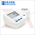HI96822 Digital Refractometer for Seawater Analysis